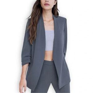 Aritzia Babaton Macaulay Blazer Gray size 4